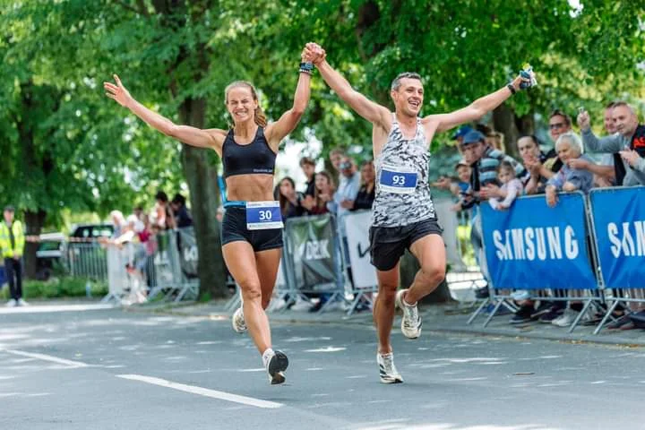 Filip i Kasia na mecie